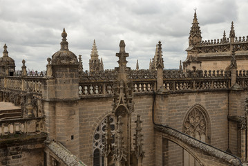 Fototapeta na wymiar View to Seville cathedral and the city from Giralda bellfry, Spain