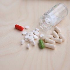 Medicines: tablets and capsules for ingestion