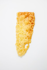 Gebackener knuspriger Käse Scheibe Chip isoliert