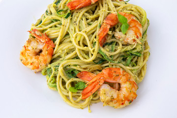 King prawns and pesto sauce with spaghetti