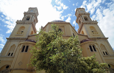 Fototapeta na wymiar La cathédrale Saint-Ménas à Héraklion en Crète
