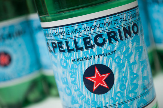 FreshChoice City Market - San Pellegrino Water Glass Bottle 6 Pack