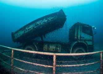 LKW Kreidesee Hemmoor mit Fischen