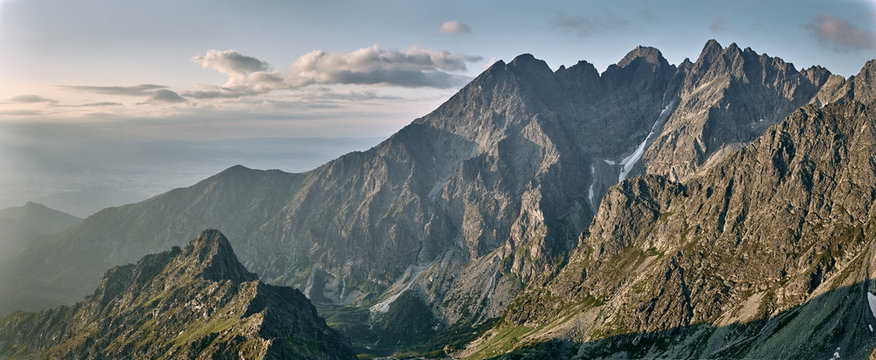 Mountain range sunrise, Jahnaci peak High Tatras Slovakia © Samuel