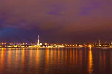 Fototapeta premium Saint Petersburg. Night drawbridge
