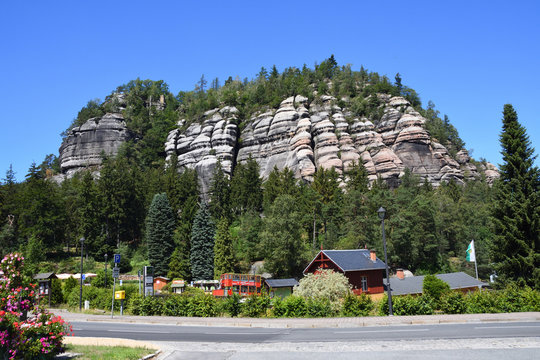 Der Berg Oybin in Sachsen