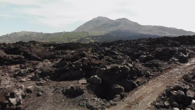 Lavafeld beim Vulkan Batur in Bali