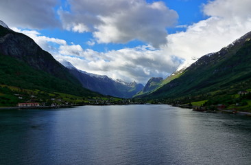 Naklejka na ściany i meble Norway's Scenic Beauty