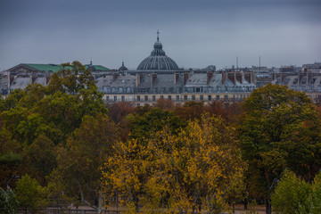 Obraz premium paris depuis le musée d'orsay