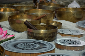 singing copper bowls for relaxation