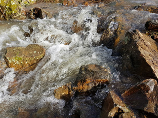Acqua di torrente