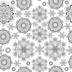     Black-white oriental patterns in one ornament.