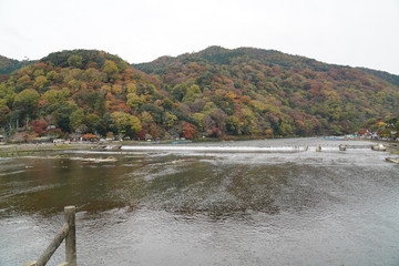 渡月橋（嵐山）の紅葉　京都