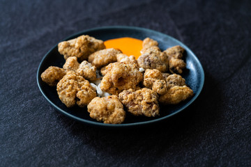 Karaage Japanese Styled Fried Chicken with Sauce / Karaagedon.