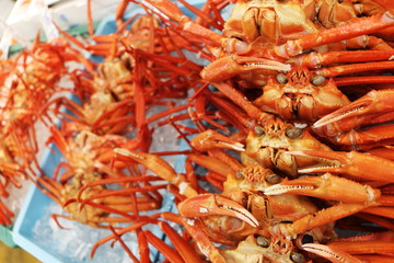 日本の市場で売られていたタラバガニ