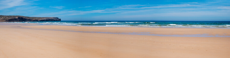 wide sandy beach Bordeira, west algarve portugal. without people - obrazy, fototapety, plakaty