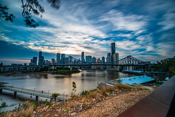 Fototapeta premium view of the city of brisbane