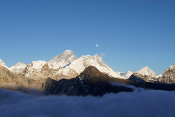 Fototapeta na wymiar Everest at Sunset