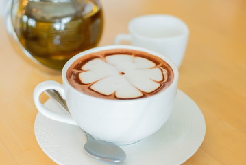 chocolate drink, hot chocolate drink, chocolate milk, latte art 