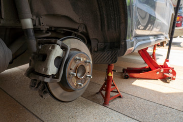 Back Disk Brake Assembly Repair. Home delivery tires service. 