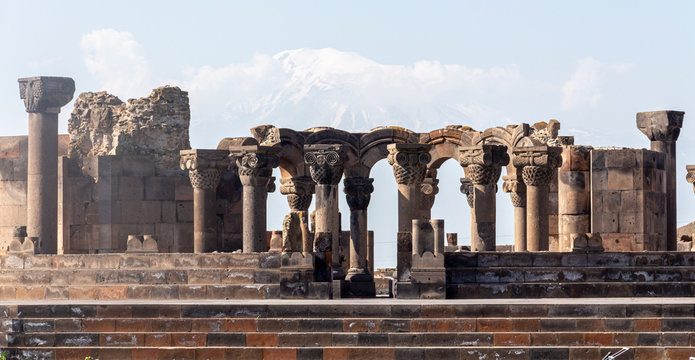 Armenia Zvartnots temple ruins