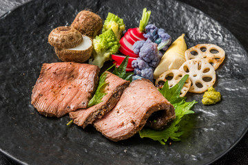 高級ローストビーフ　Freshly made roast beef