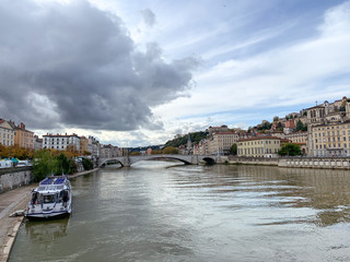 Obraz premium Riverside in Lyon