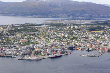 Obraz premium View from the Fløya mountain in Troms towards Tromsø town