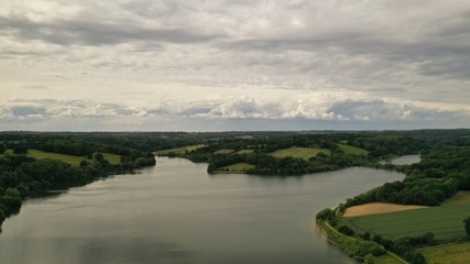Fototapeta na wymiar Clouds over lake