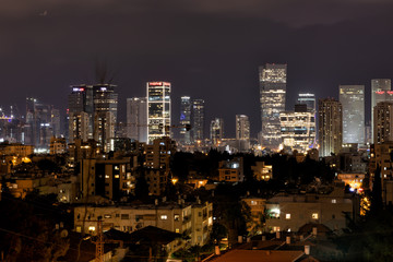 Fototapeta na wymiar night view of tel aviv