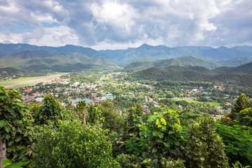 Obraz premium Wat Phra That Doi Kong Mu on a mountain at Mae Hong Son province of Thailand.