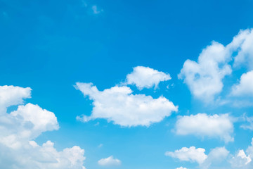 Obraz na płótnie Canvas Beautiful blue sky clouds for background.