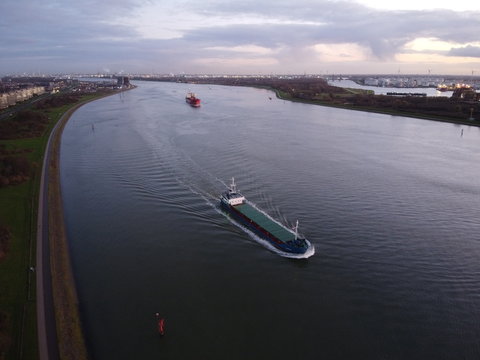 Ship In The Nieuwe Waterweg