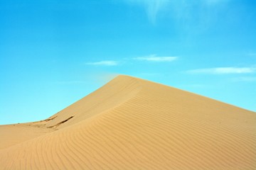 Fototapeta na wymiar Sanddüne Wüste Iran