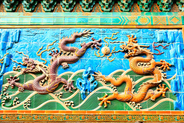 Chinese glazed tile dragon sculpture