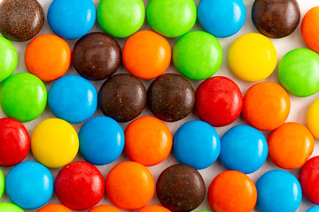 カラフルなチョコレート