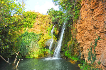Cascadas del Hueznar en el Parque Natural Sierra Norte cerca del pueblo de San Nicolás del Puerto, provincia de Sevilla, Andalucía, España