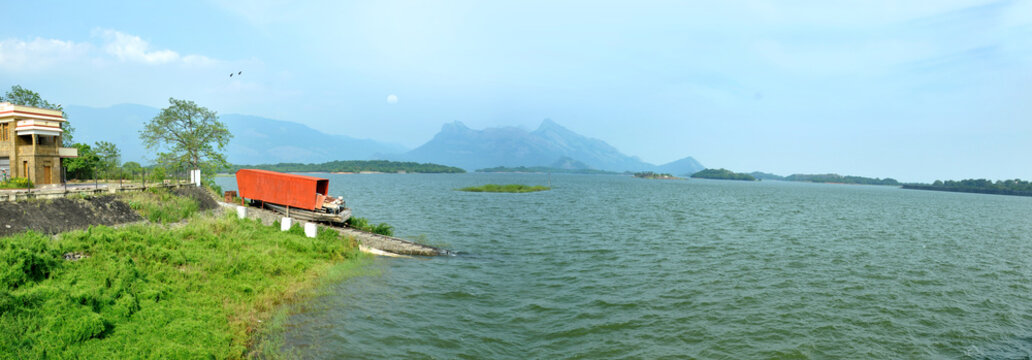 lake boating malampuzha dam