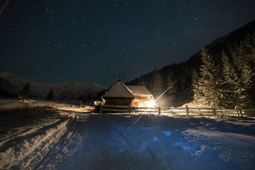 Kondratowa Cottage in winter