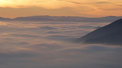 Fototapeta na wymiar Sea of ​​Fog