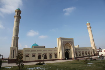 Fototapeta na wymiar Uzbekistan, Tashkent, Suzuk Ota Complex