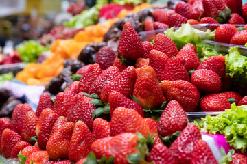 dIVERSAS FRUTAS MERCADO MUNICIPAL