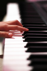 Fototapeta premium man playing the piano