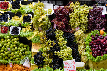 dIVERSAS FRUTAS MERCADO MUNICIPAL