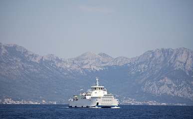 Fototapeta na wymiar cruise ship in the sea, Adriatic Sea in Croatia
