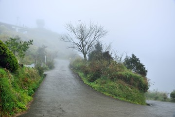 Fototapeta na wymiar Mountain cloud landscape-Taiping Mountain in Yilan County, Taiwan.