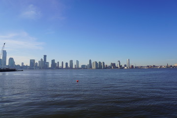 Obraz premium view of manhattan and brooklyn bridge
