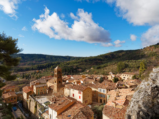 Fototapeta na wymiar The village of Moustiers-Sainte-Marie in Provence, seen from above