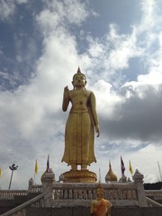Fototapeta na wymiar buddha statue in bangkok thailand