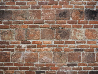 古びたレンガの壁